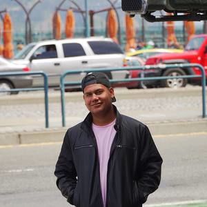 Meet your Posher, Rene